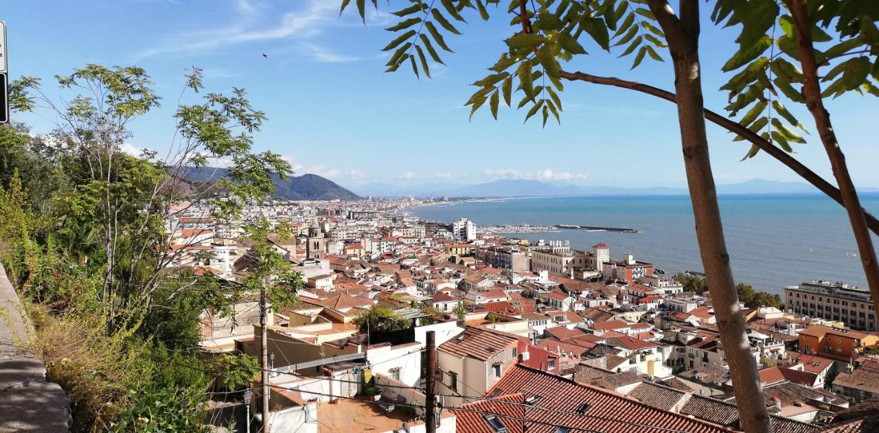 Bed and Breakfast Viatorretta4 Salerno Zewnętrze zdjęcie